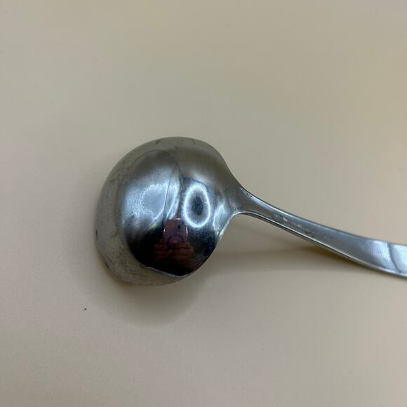 1 Solid Gravy Ladle Dignity Acsons 6 1/8 in Swirl Pattern Japan - Picture 7 of 11